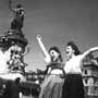 juin - ao�t 2004 : Exposition sur les grilles du Jardin du Luxembourg