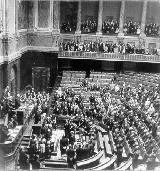 Installation de l'Assembl&eacute;e de l'Union Fran&ccedil;aise &agrave; Versailles le 10 d&eacute;cembre 1947