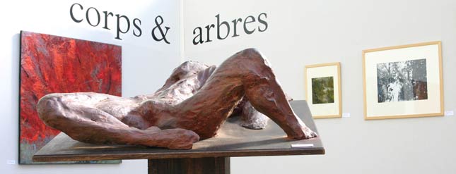 Photo : Corps et arbres à l'orangerie du Sénat