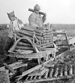 ECPAD - SPA 102 R 3845 - Front du Nord et de Flandre-occidentale. Ravitaillement en obus de 75 mm. - 28/10/1917 - Famechon, Edmond ECPAD - SPA 102 R 3845 - Front du Nord et de Flandre-occidentale. Ravitaillement en obus de 75 mm. - 28/10/1917 - Famechon, Edmond