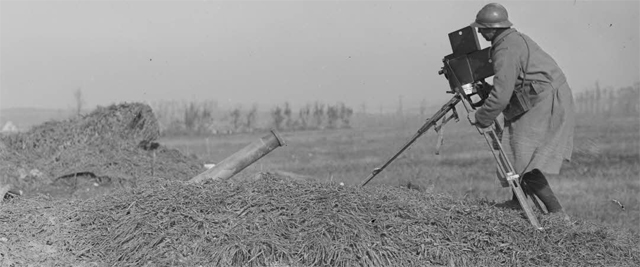 ECPAD - SPA 2 W 191 - Feuillères, opérateur cinématographique. - 21/10/1916 - Ridel, Jacques