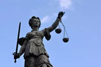 Statue justice © BBourdages Fotolia