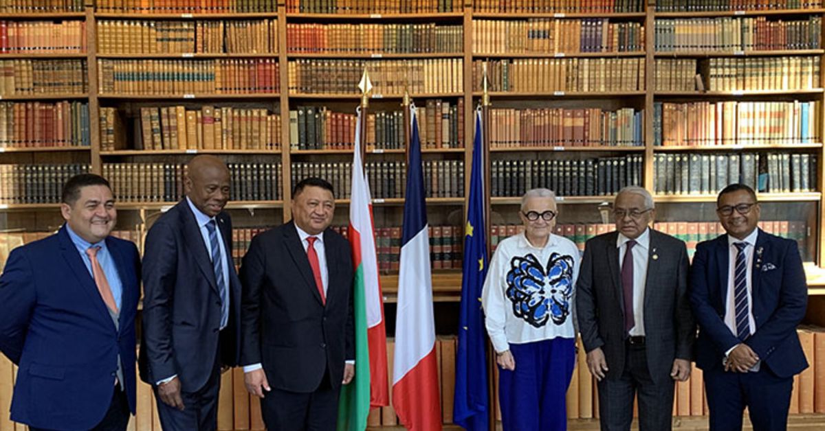 Accueil de M. Herimanana RAZAFIMAHEFA, Président du Sénat de Madagascar