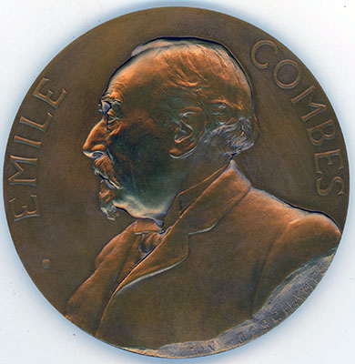 Avers : Portrait à gauche d’Émile COMBES, sénateur de 1885 à 1921. 