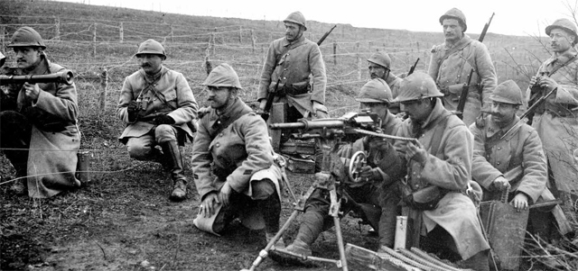 ECPAD - SPA 13 X 505 - Un mitrailleur dans une tranchée de Limey. - 07/03/1916 - Agié, Jacques