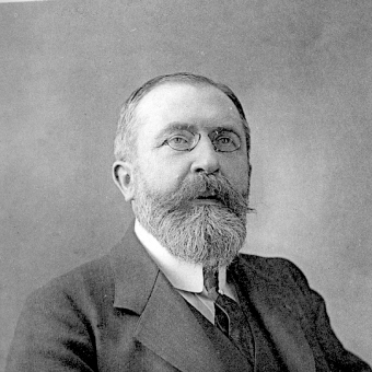 Photo de M. Gaston MENIER, , ancien sénateur 