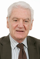 Photo de M. Philippe MADRELLE, ancien sénateur 